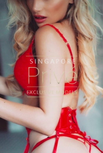 Singapore top escorts Olivia, young blonde GFE companion
